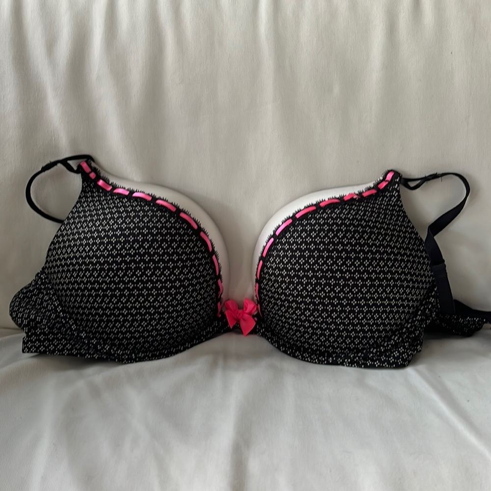Victoria secret bombshell plunge bra